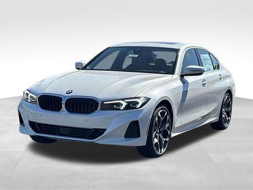 Mineral White Metallic 2026 BMW 330 xDrive
