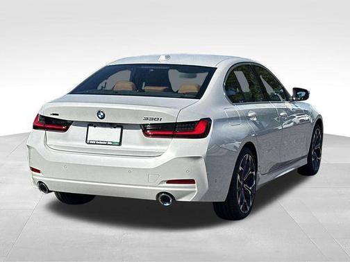 Mineral White Metallic 2026 BMW 330 xDrive