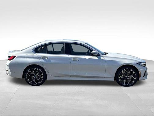 Mineral White Metallic 2026 BMW 330 xDrive