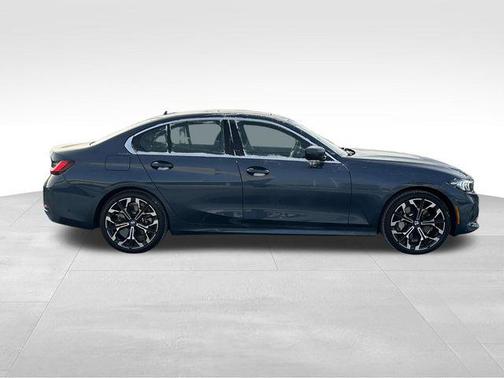 2026 BMW 330 xDrive NA