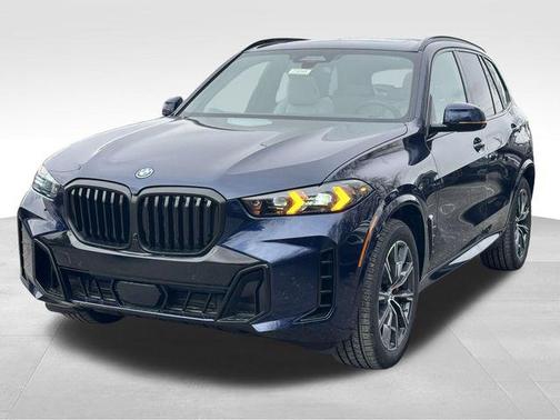 Tanzanite Blue II Metallic 2026 BMW X5 PHEV xDrive50e