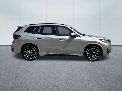 Space Silver Metallic 2025 BMW X1 xDrive28i