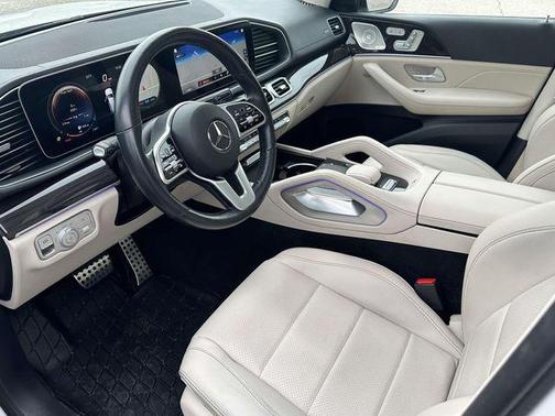 2023 Mercedes-Benz GLS 450 4MATIC