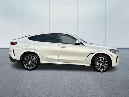 2022 BMW X6 xDrive40i