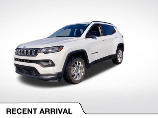 Bright White Clearcoat 2022 Jeep Compass Latitude Lux