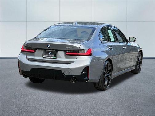 2025 BMW 330 i xDrive