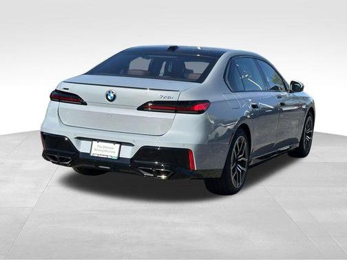 Brooklyn Grey Metallic 2026 BMW 760 xDrive