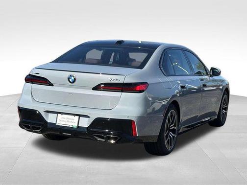 Brooklyn Grey Metallic 2026 BMW 760 xDrive