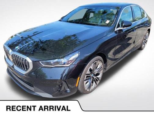 Black Sapphire Metallic 2026 BMW 530 xDrive