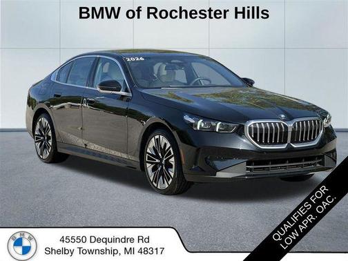 Black Sapphire Metallic 2026 BMW 530 xDrive
