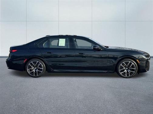 2026 BMW 740 xDrive