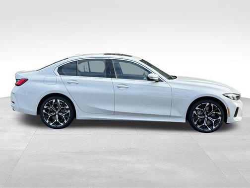 2025 BMW 330 i xDrive