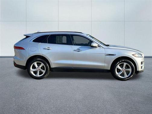 2019 Jaguar F-PACE 25t Premium