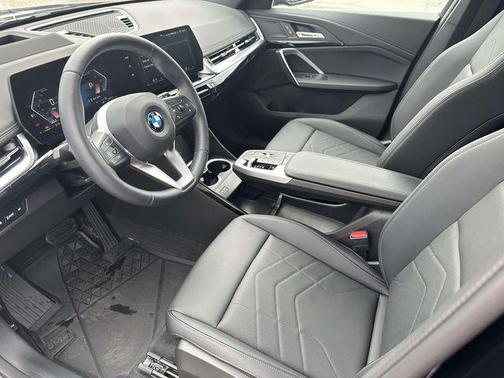 Jet Black 2026 BMW X1 xDrive28i