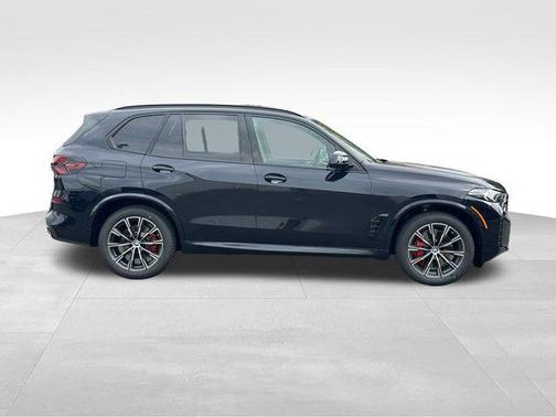 Carbon Black Metallic 2026 BMW X5 xDrive40i