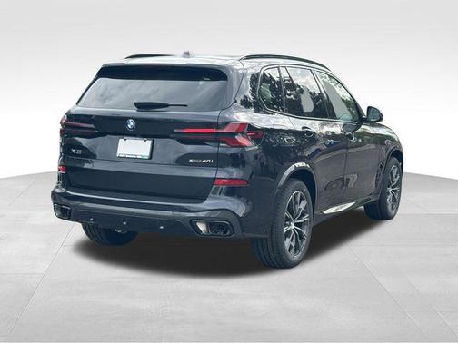 Carbon Black Metallic 2026 BMW X5 xDrive40i