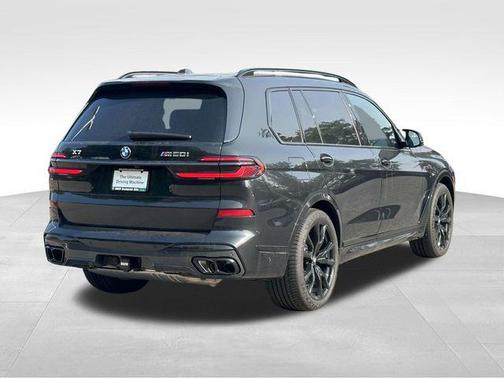 2026 BMW X7 M60i