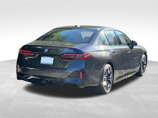 2026 BMW i5 xDrive40