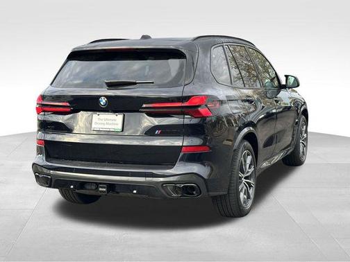 2026 BMW X5 M60i