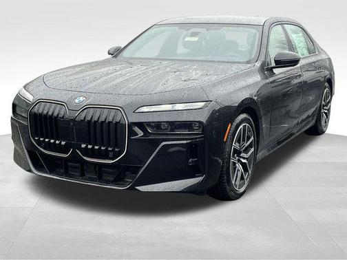 Black Sapphire Metallic 2026 BMW 760 xDrive