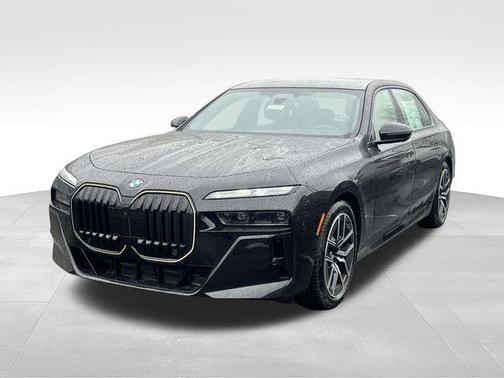 Black Sapphire Metallic 2026 BMW 760 xDrive
