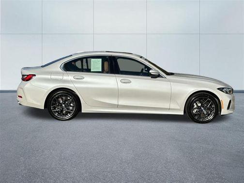 2025 BMW 330 i xDrive