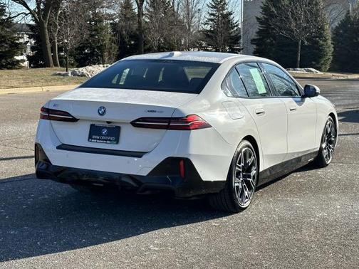 2025 BMW i5 xDrive40