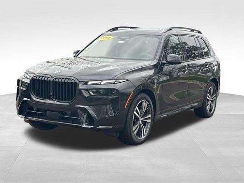 Black Sapphire Metallic 2026 BMW X7 xDrive40i