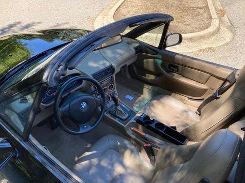Black 2002 BMW Z3 3.0i