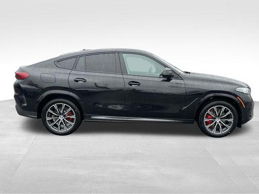 Black Sapphire Metallic 2026 BMW X6 xDrive40i