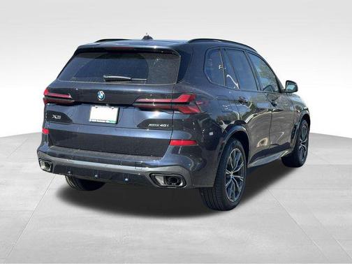 Carbon Black Metallic 2026 BMW X5 xDrive40i