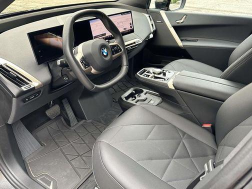 Black Sapphire Metallic 2026 BMW iX xDrive60