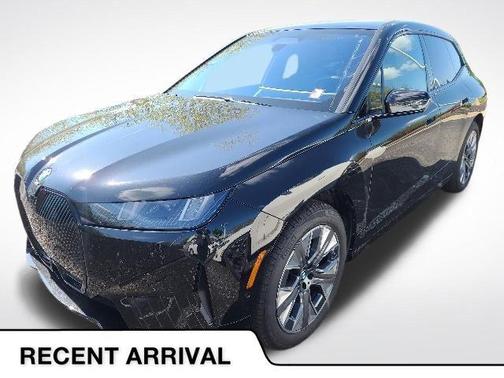 Black Sapphire Metallic 2026 BMW iX xDrive60