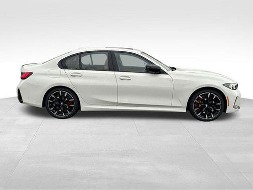 2026 BMW 330 xDrive