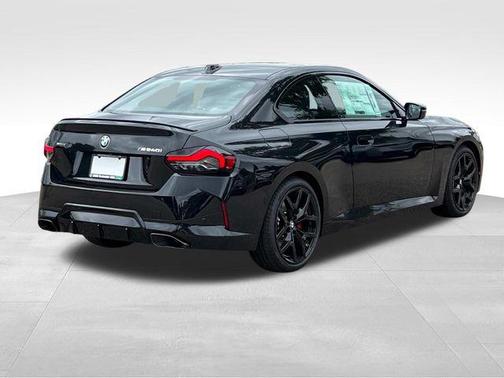 2025 BMW M240 i xDrive