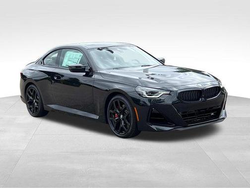 2025 BMW M240 i xDrive