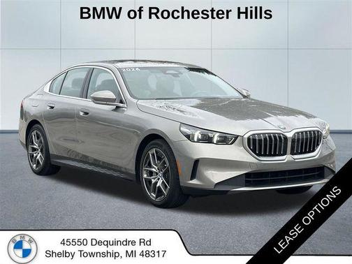 Oxide Grey Metallic 2026 BMW 530 xDrive