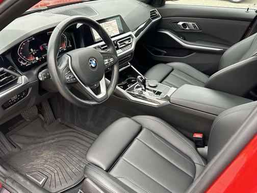 Melbourne Red Metallic 2022 BMW 330 xDrive