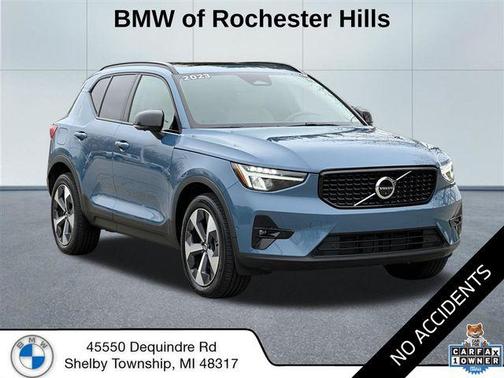 Fjord Blue Metallic 2023 Volvo XC40 B5 Plus Dark Theme