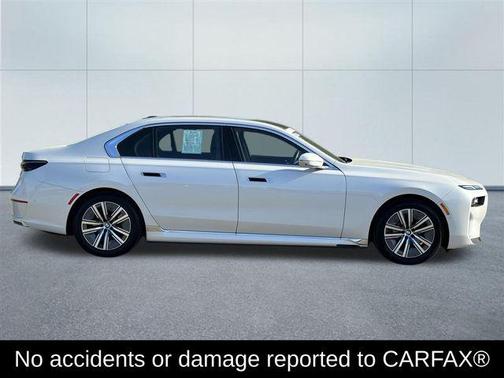 2024 BMW i7 eDrive50