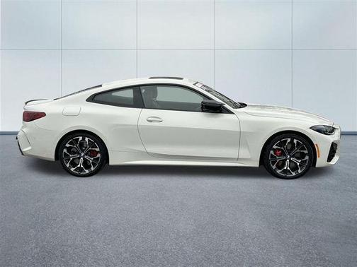 2025 BMW M440 i xDrive