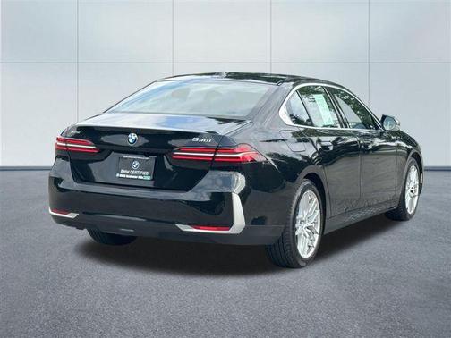 2025 BMW 530 i xDrive