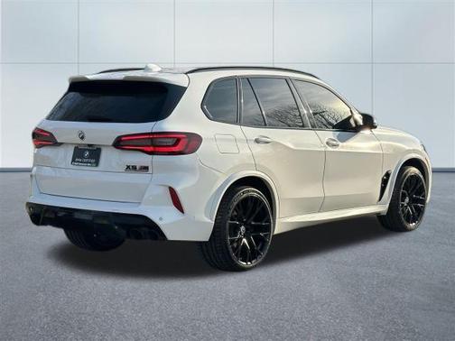 2022 BMW X5 M Base