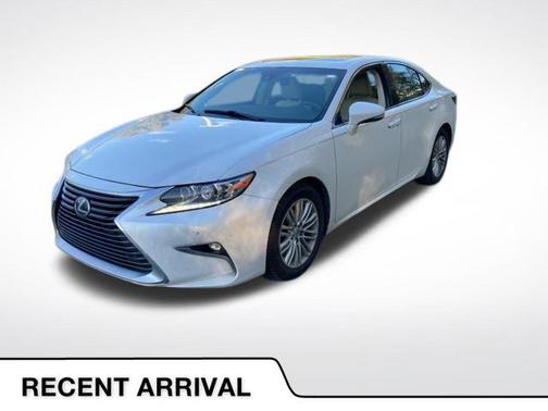 2016 Lexus ES 350 Base