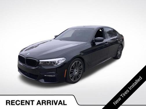 Black Sapphire Metallic 2018 BMW 540 xDrive