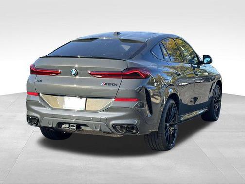 2026 BMW X6 M60i