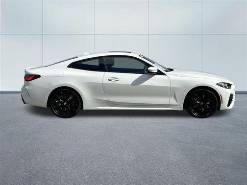 Alpine White 2026 BMW 430 i xDrive