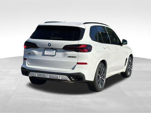 2026 BMW X5 M60i