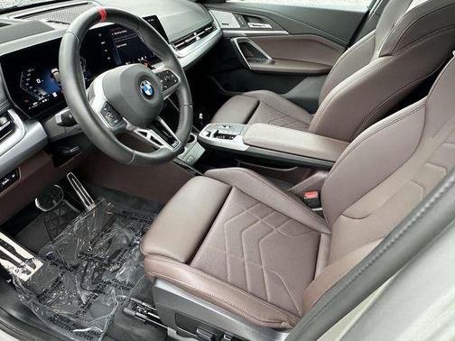 2025 BMW X1 M35i