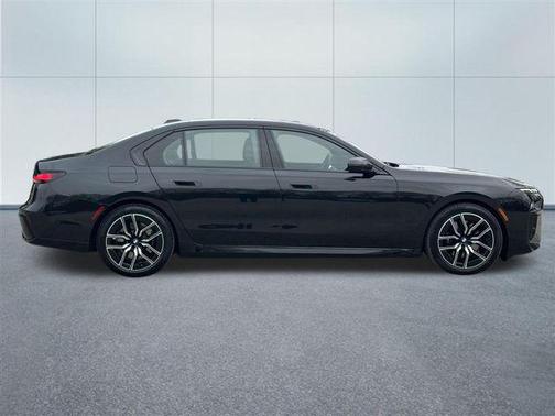 2026 BMW 740 xDrive